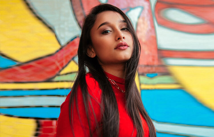 আজকের দিনে কনটেন্ট ক্রিয়েটর হিসেবে সুনেরাহর ফ্যাশন আইডিয়া শুধু দেশের ভেতরে নয়, দেশের বাইরে থাকা তরুণীদের কাছেও অনুপ্রেরণা।