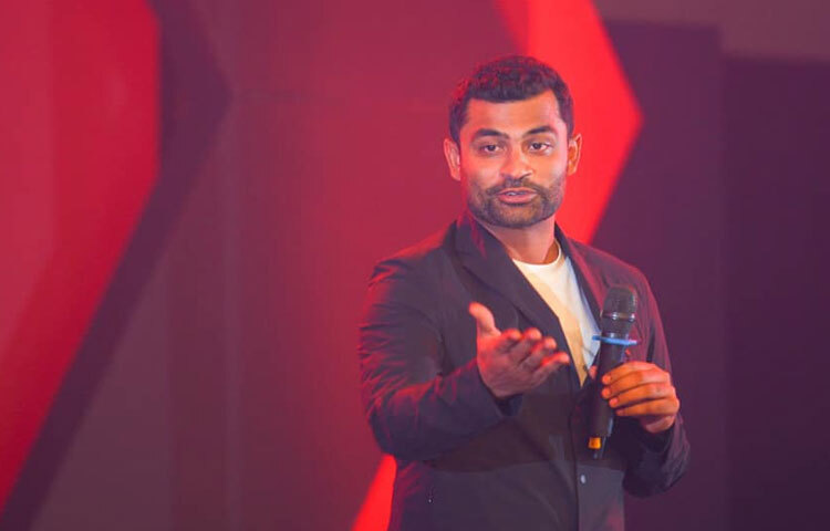 তামিম ইকবাল একজন ক্রিকেটার, অধিনায়ক, ও প্রেরণার উৎস। তার জীবন ও ক্যারিয়ার নানা আলোচনা, সমালোচনা এবং বিতর্কের মধ্য দিয়ে গেছে, কিন্তু সবসময়ই নিজের দক্ষতা এবং দৃঢ় মনোবল দিয়ে নিজের জায়গা করে নিয়েছেন।