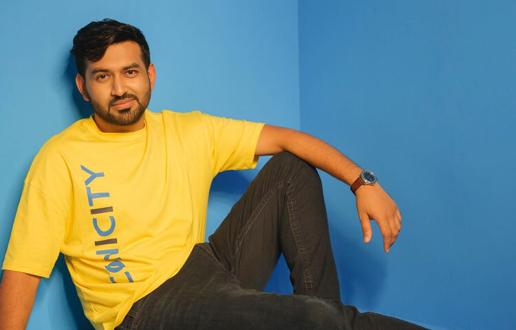 তামিম মৃধার সবচেয়ে বড় শক্তি হলো তার নীরবতা। তিনি সামাজিক যোগাযোগমাধ্যমে অতটা সরব নন, প্রচারের আলোয় নিজেকে তুলে ধরার তাড়া নেই তার। বরং তিনি বিশ্বাস করেন ভালো কাজ নিজেই কথা বলে।