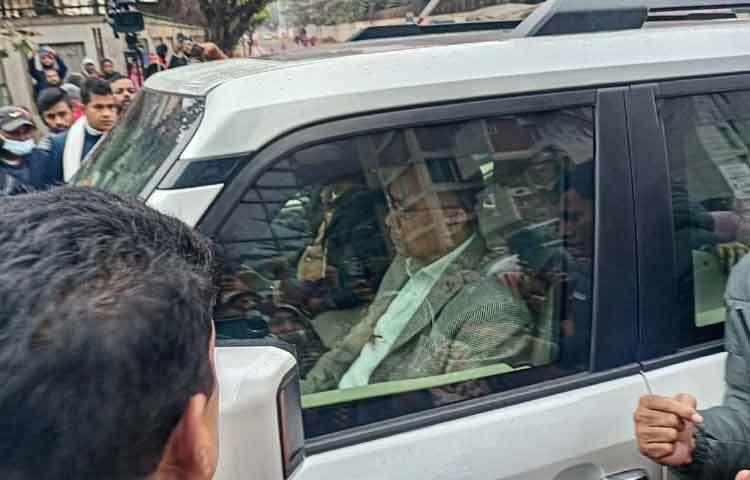 সাবেক প্রধানমন্ত্রী ও বিএনপির প্রয়াত চেয়ারপারসন খালেদা জিয়ার জন্য সবার কাছে দোয়া চেয়েছেন তার বড় ছেলে বিএনপির ভারপ্রাপ্ত চেয়ারম্যান তারেক রহমান।