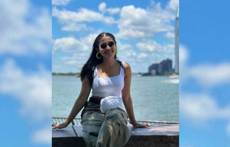 নিউইয়র্ক ঘুরতে গেছেন এ সময়ের জনপ্রিয় অভিনেত্রী তাসনিয়া ফারিণ। ভ্রমণের কিছু ছবি শেয়ার করেছেন এই অভিনেত্রী। ছবি: ফারিণের ফেসবুক থেকে