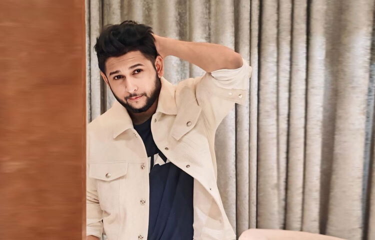 একই মামলার ২২ নম্বর আসামি তৌহিদ আফ্রিদির বাবা মাই টিভির চেয়ারম্যান নাসির উদ্দিন সাথীকে ১৭ আগস্ট গ্রেফতার করেছে ঢাকা মহানগর গোয়েন্দা পুলিশ (ডিবি)।