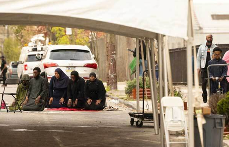 যুক্তরাষ্ট্রে পবিত্র ঈদুল ফিতর উদযাপনের সময় একটি পার্কে গোলাগুলির ঘটনা ঘটেছে। এতে অন্তত তিনজন আহত হয়েছেন। ছবি: এএফপি
