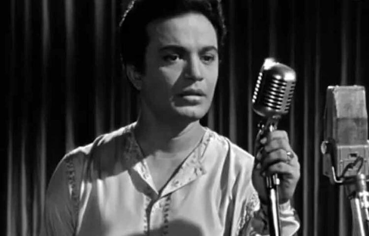 চলচ্চিত্রে প্রথম দিকে তার যাত্রা সহজ ছিল না। প্রথম সিনেমা মায়াডোর মুক্তি পেলেও দর্শকের নজর কাড়তে পারেনি। একসময় অনেকে তাকে ‘ফ্লপ মাস্টার জেনারেল’ নামেও ডাকত। কিন্তু হাল ছাড়েননি তিনি। দৃঢ় আত্মবিশ্বাস আর পরিশ্রম তাকে ধীরে ধীরে এগিয়ে নিয়ে গেল।