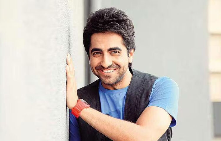 তার প্রথম চলচ্চিত্র ‘ভিকি ডোনার’ (২০১২) বলিউডে নতুন ধারা তৈরি করে। স্পার্ম ডোনেশন নিয়ে নির্মিত এই ছবিটি সামাজিকভাবে সংবেদনশীল হলেও আয়ুষ্মান সেটিকে সহজ-সরল হাস্যরসে উপস্থাপন করেন। প্রথম ছবিতেই জাতীয় পুরস্কার, এটাই তার সম্ভাবনার সেরা প্রমাণ।