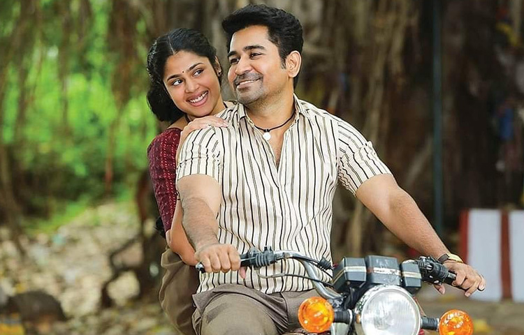 বিজয় অ্যান্টনি কখনোই পুরস্কার বা গ্ল্যামারের পেছনে ছোটেননি। বরং সাধারণ মানুষের জীবনের গল্প নিয়ে কাজ করাই তার কাছে সবচেয়ে বড় সাফল্য।