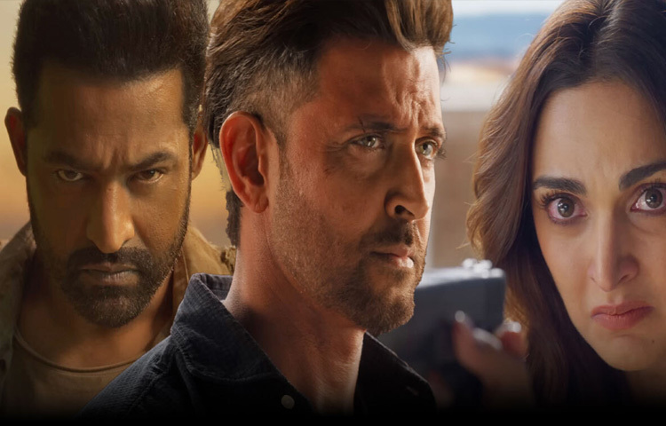 ওয়ার ২: হৃতিক রোশন বনাম জুনিয়র এনটিআর! এই যুদ্ধ যে শুধু অস্ত্রের নয়, তা বোঝা যাবে ক্লাইম্যাক্সেই। আন্তর্জাতিক মানের লোকেশন, স্পাই থ্রিলার ঘরানা এবং বড় বাজেটের এক ধুন্ধুমার আয়োজনের এই সিনেমাটি মুক্তি পাবে ১৪ অগাস্ট।