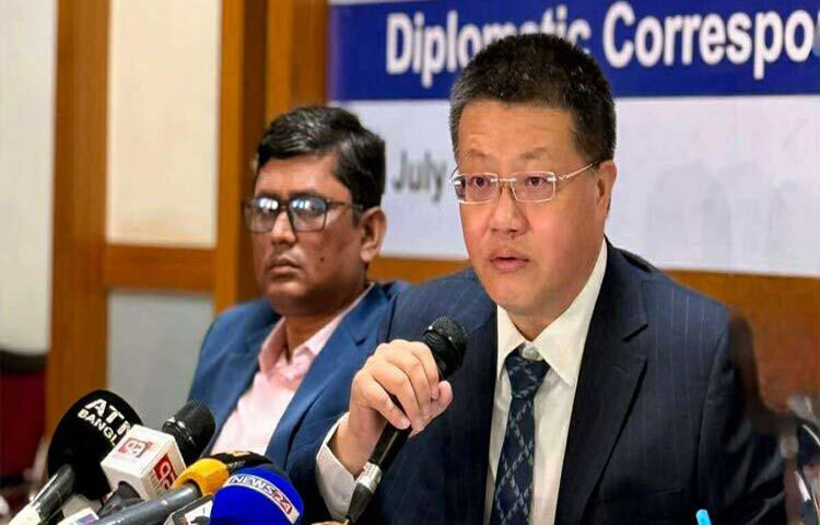 বিগত ১০ বছর বিএনপি-জামায়াতের সঙ্গে চীনের সম্পর্কে বাধা ছিল বলে মন্তব্য করেছেন ঢাকায় নিযুক্ত চীনা রাষ্ট্রদূত ইয়াও ওয়েন।