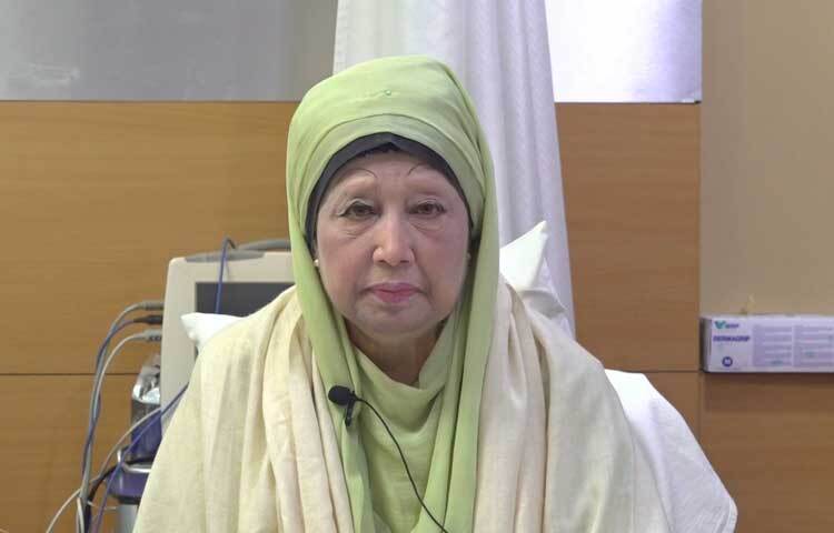 বিএনপি চেয়ারপারসন খালেদা জিয়া বলেছেন, আমরা ধ্বংস চাই না, শান্তি চাই। ছাত্র-তরুণরাই আমাদের ভবিষ্যৎ। তরুণদের স্বপ্ন বাস্তবায়নে কাজ করতে হবে। ছবি: সংগৃহীত