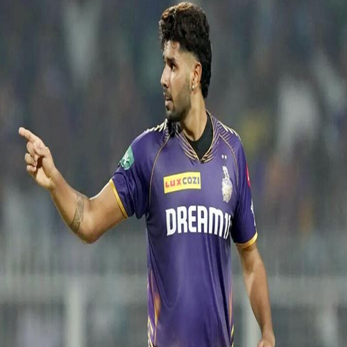 পুরো ম্যাচ ফি হারিয়ে নিষিদ্ধও হলেন কলকাতার পেসার