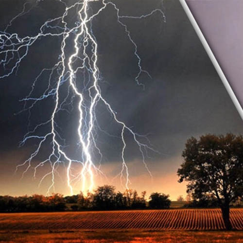 বজ্রপাত থেকে রক্ষা পাওয়ার ১৫ উপায়