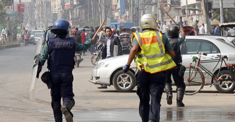 নয়াপল্টনে বিএনপির দুই গ্রুপের সংঘর্ষে আহত ৪