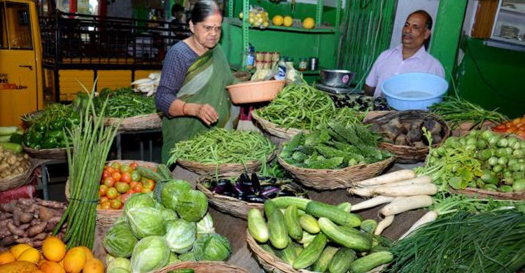 বেড়েছে মাছের দাম কমেছে সবজির