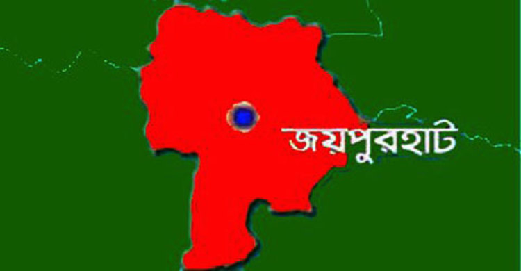 জয়পুরহাটে ট্রেনের ছাদ থেকে পড়ে নিহত ৪