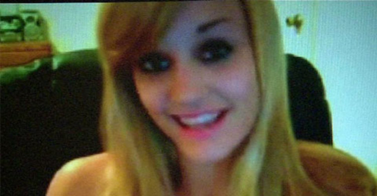 অনলাইনে প্রতারণার শিকার লাখো পুরুষ