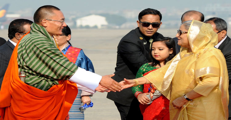 স্মৃতিসৌধে ভুটান প্রধানমন্ত্রীর শ্রদ্ধা নিবেদন