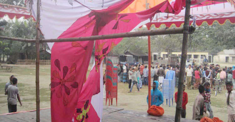 শেরপুরে বিজয় দিবসের মঞ্চে অগ্নিসংযোগ : অনুষ্ঠান স্থগিত