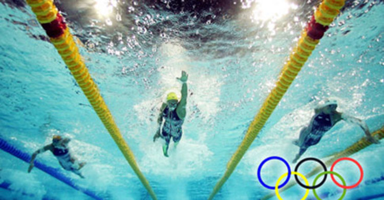 রিও অলিম্পিকে মধ্যরাতে সাঁতার