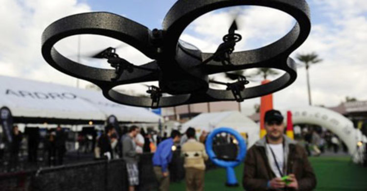 বড়দিনের জনপ্রিয় উপহার ড্রোন