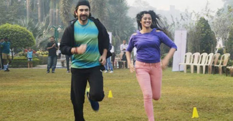 ম্যারাথনের ফিটনেস প্রশিক্ষণে তারকারা