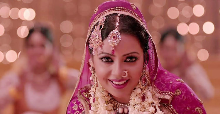 মিউজিক ভিডিওতে কনা