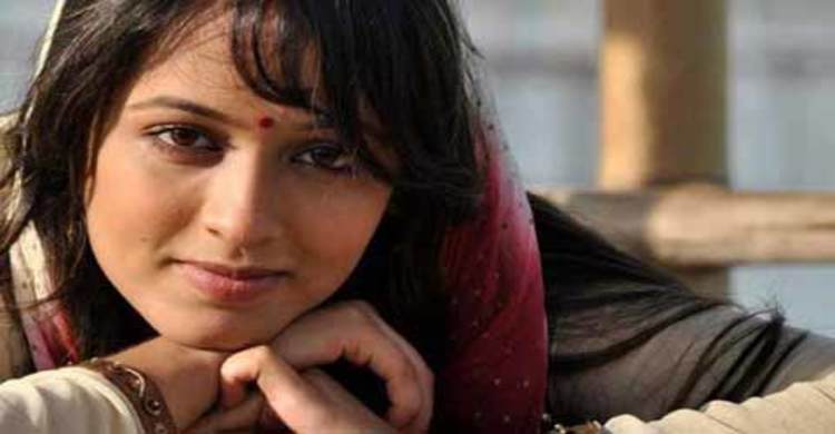 আবারও অহনার সিদ্ধান্ত পরিবর্তন 