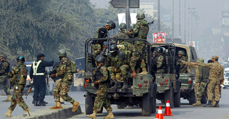 পেশোয়ার অভিযান সমাপ্ত, নিহত ১৬০