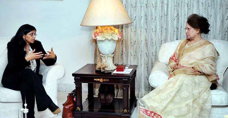 খালেদা জিয়ার সাথে নিশা দেশাইয়ের বৈঠক অনুষ্ঠিত