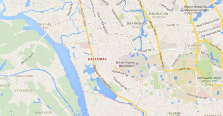 হাজারীবাগে বস্তিতে আগুন, শিশুর মৃত্যু