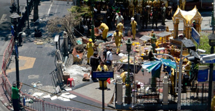 Bangkok shrine explosion kills 22