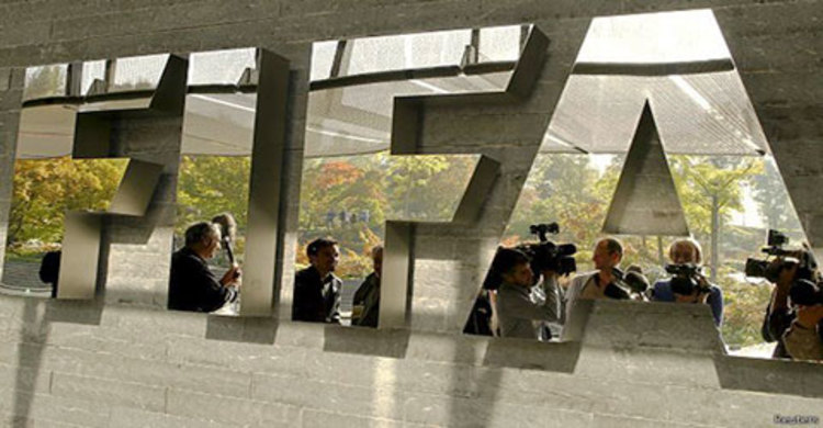 FIFA officials held over corruption charge
