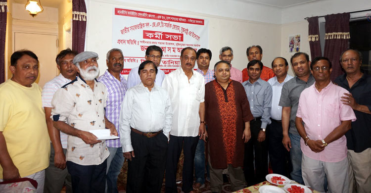 গণতন্ত্র চর্চার অভাবে বাংলাদেশ হুমকিতে পড়ছে