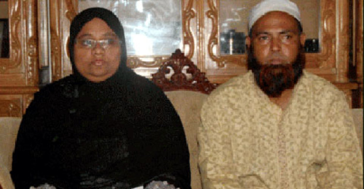 আমাদের হুমকি দিচ্ছে আসামিরা : নজরুলের স্ত্রী 