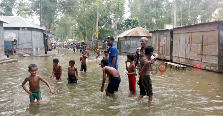 যমুনা নদীর পানি বিপদ সীমার উপরে