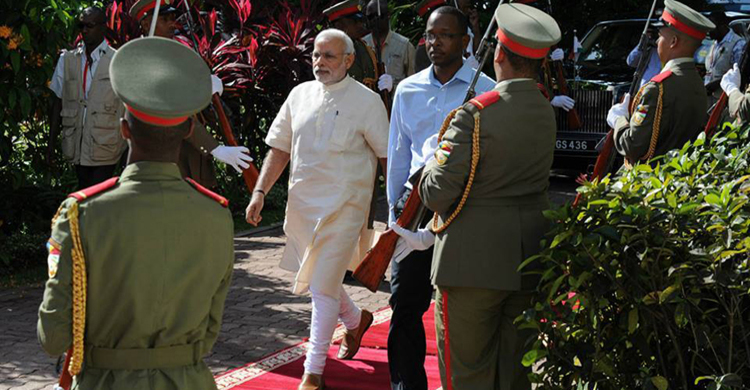 ত্রিদেশীয় সফরে আফ্রিকায় মোদী 