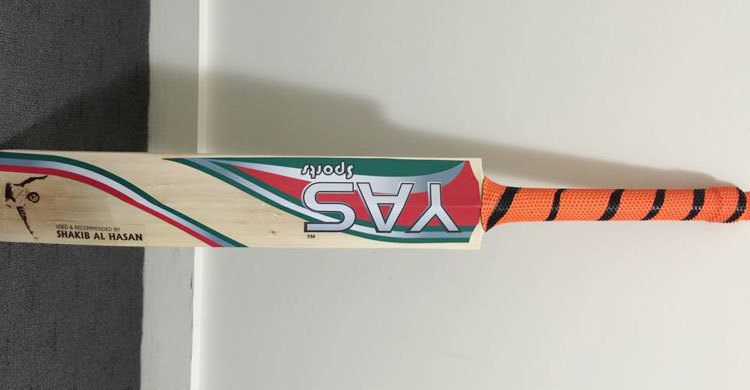 নতুন ব্যাটে সাকিবের বিশ্বকাপ