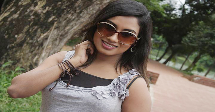 নতুন ছবিতে আস্থা সারা জেরিনের