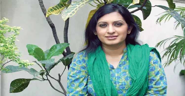 ভালোবাসা দিবসে বিপাশার চমক 