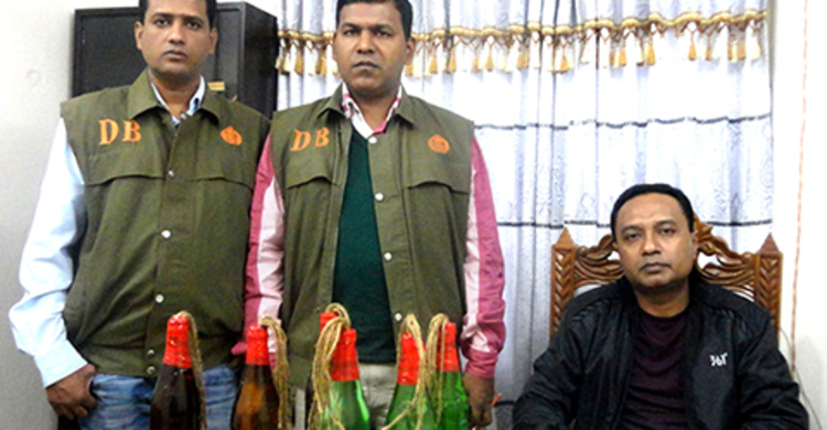 কুমিল্লায় পেট্রল বোমাসহ ৪ শিবিরকর্মী আটক