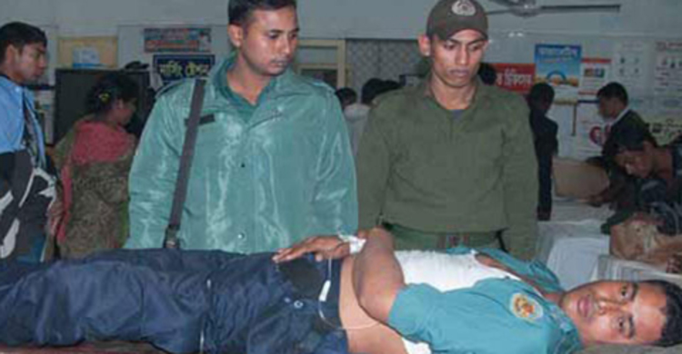 কনস্টেবল শামীমের লাশ রাজারবাগে, বাদ মাগরিব জানাজা