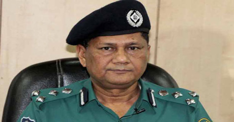 প্রতিদিন গড়ে ৩টি গাড়িতে হামলা হয় : আছাদুজ্জামান