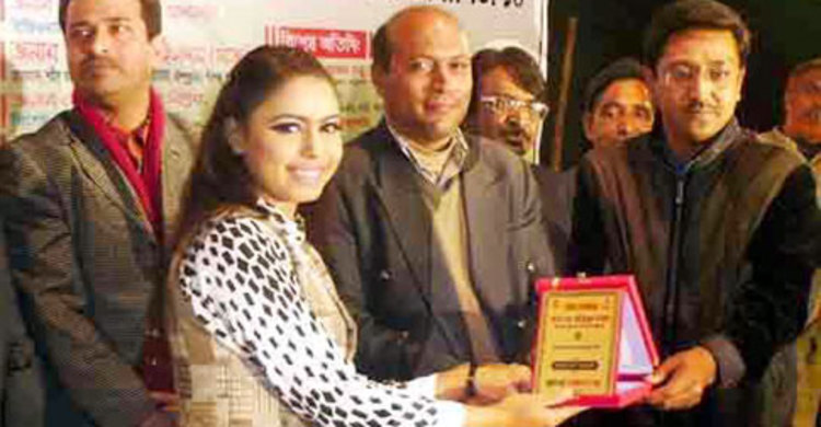 সেরা নাচিয়ে এথিনার আত্মহত্যা!