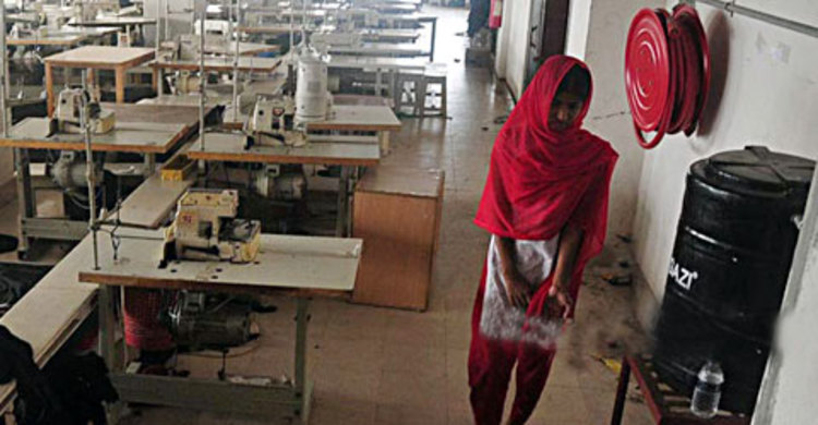 অবরোধে বগুড়ার ৫ হাজার কারখানা বন্ধ