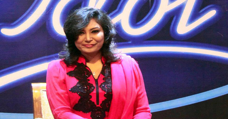 অনলাইনে মেহরীনের গান