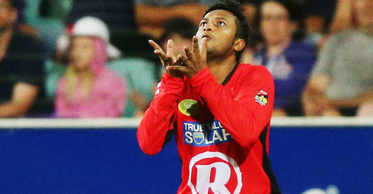 ১৩ রানেই ৪ উইকেট সাকিবের