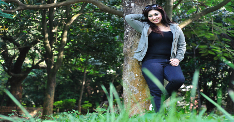 নিজের ভেতর অপু বিশ্বাস