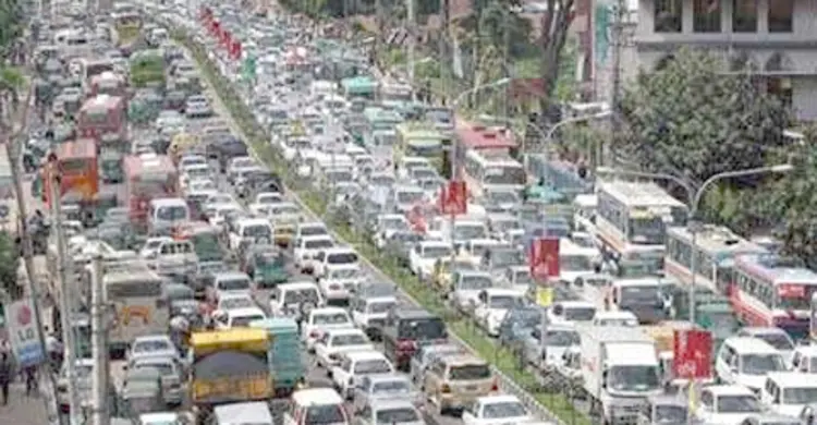 তীব্র যানজটে নাকাল রাজধানী