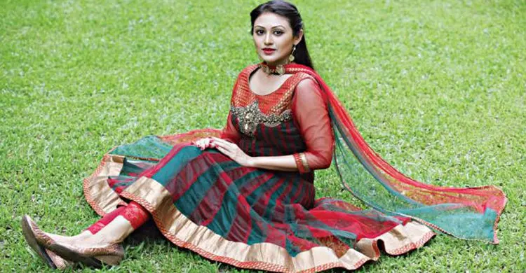বড় পর্দায় ফিরছেন কুসুম সিকদার