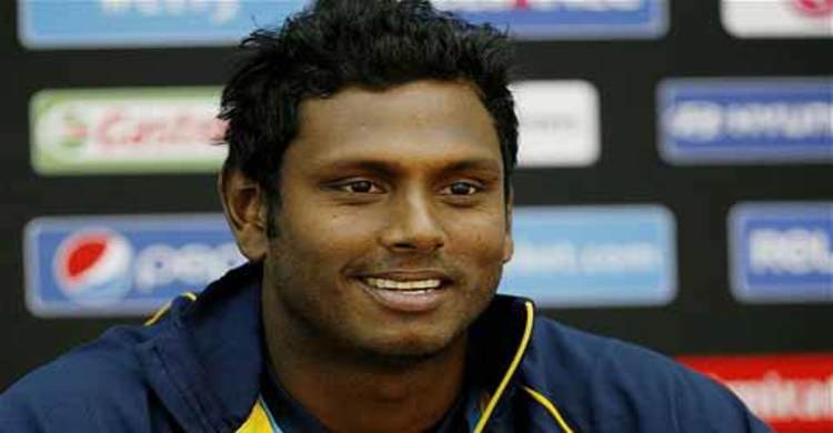 শীর্ষে অ্যাঞ্জেলা ম্যাথুস