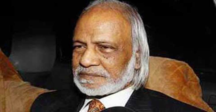 মঈন খানের বাসা লক্ষ্য করে গুলি